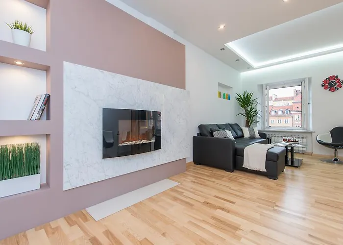 Old Town Square P&o Apartment *