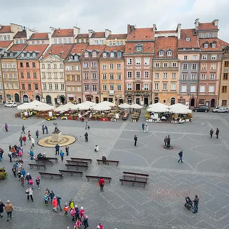 Old Town Square P&o Warszawa