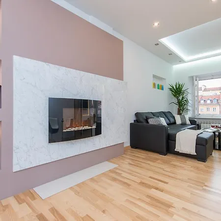 Old Town Square P&o アパート *