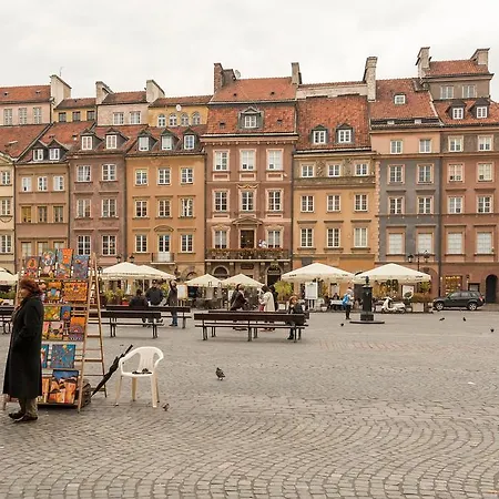 Old Town Square P&o * ワルシャワ